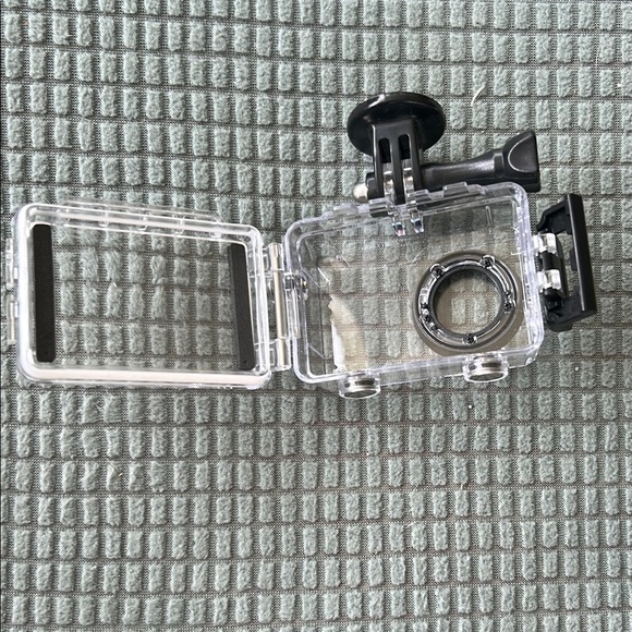 Waterproof Action Camera Case - Picture 2 of 8